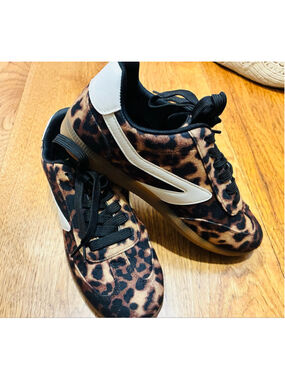 Dolce Vita Leopard Print Sneakers Size 8 Brown Black Women's Voyage Sneaker low